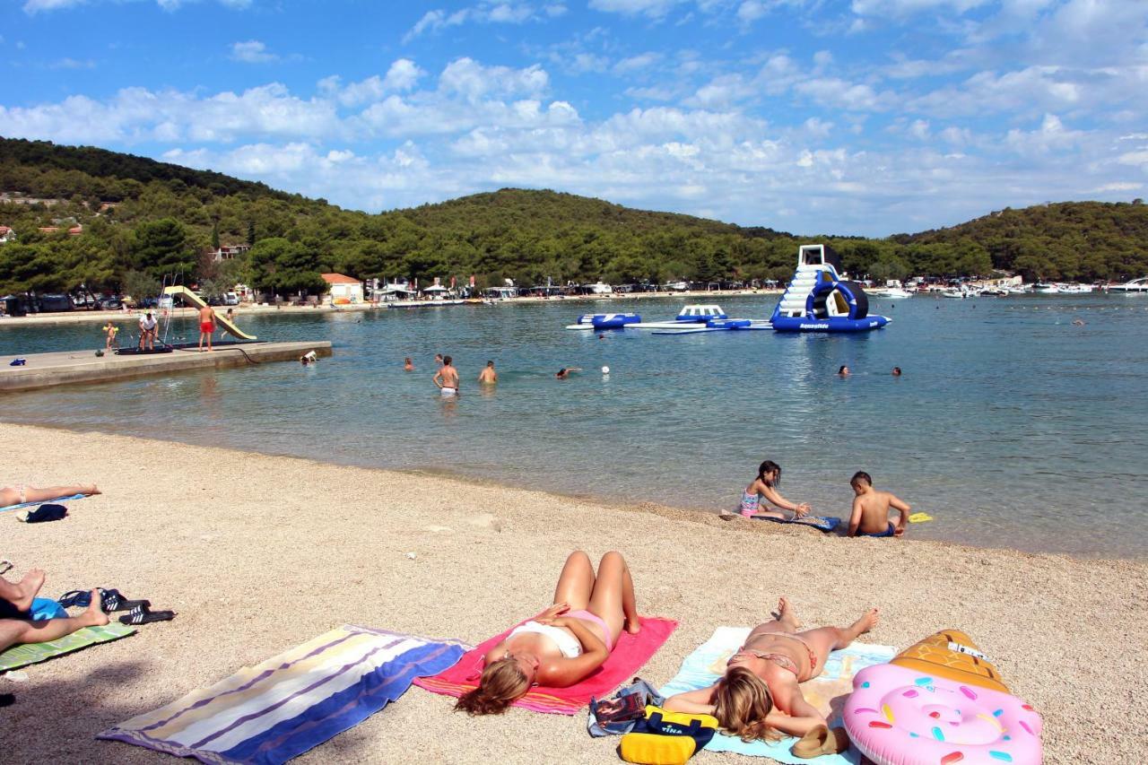 Guesthouse Mila Tisno Dış mekan fotoğraf